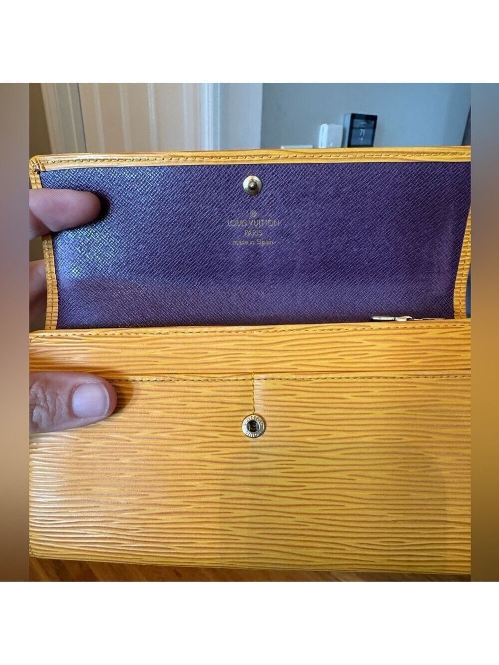 Louis Vuitton - Authentic - Yellow Epi Long Wallet w/Purple Interior - EUC - Picture 7 of 10